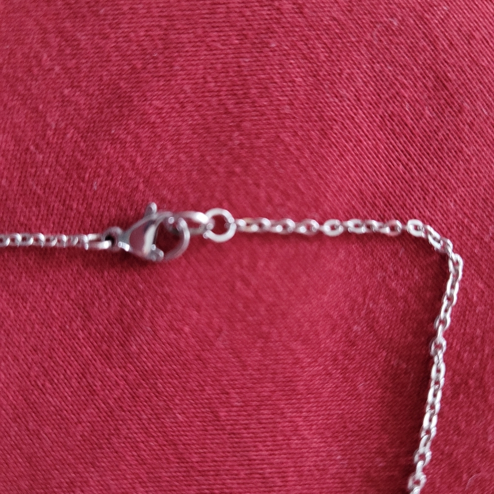 17 inch silver necklace - Picture 3 of 5